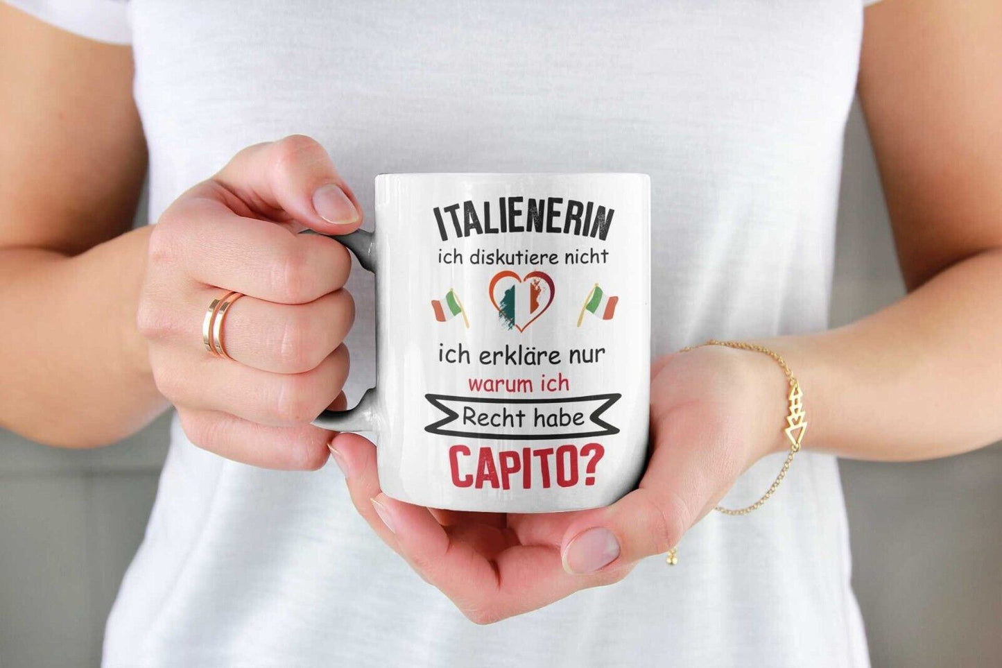 Italienerin diskutiert nicht Italien Tasse Italienisch lustig frech weiß schwar