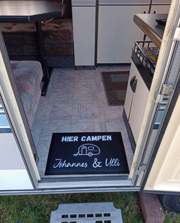 Camping Zubehör Fußmatte Personalisiert Wohnwagen hier campen Camper 50 X 40 Cm