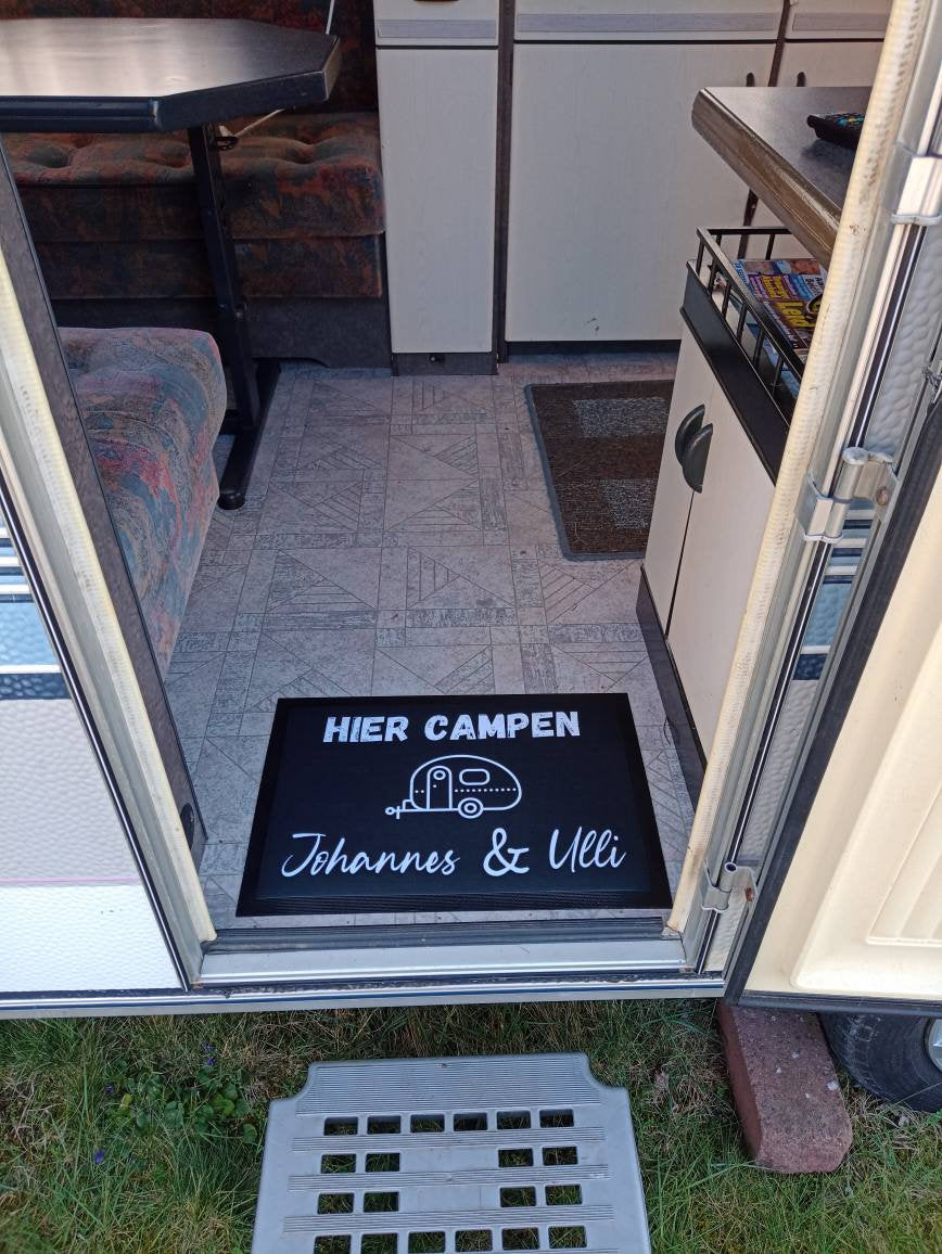 Fußmatte Camping Wohnwagen hier campen hier campt personalisierbar mit Wunschname