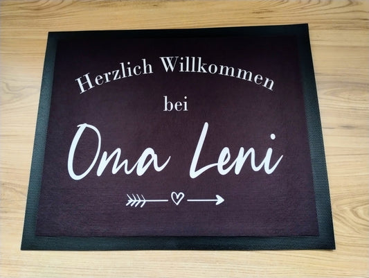 Fußmatte Oma personalisiert Herzlich willkommen Geschenk Bodenmatte mit Name 50x40 cm