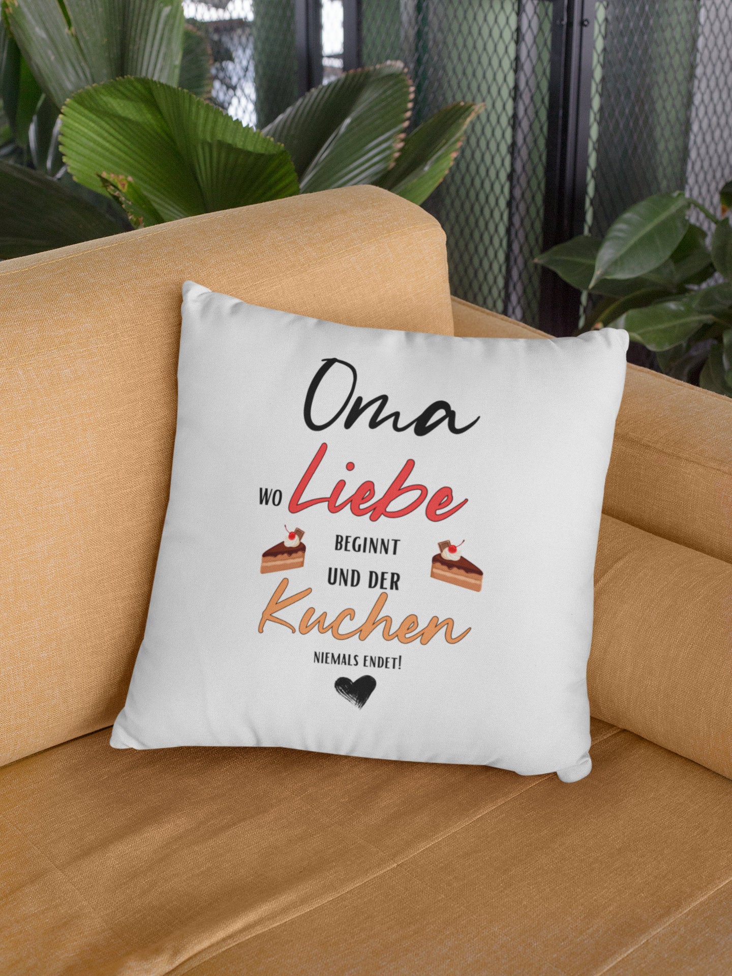 Sofa Kissen Oma wo Liebe beginnt und Kuchen niemals endet - Kopfkissen 40x40cm Geschenk Großmutter Großeltern Mama Muttertag